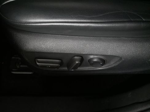 Used 2021 Toyota Highlander XLE image 20