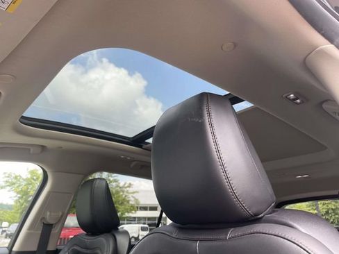 Certified 2023 Lincoln Aviator Reserve w/ Equipment Group 201A RWD image 26