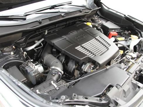 Used 2023 Subaru Forester Premium AWD/4WD image 15
