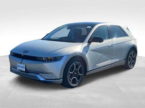 Used 2024 Hyundai Ioniq 5 Limited image 4
