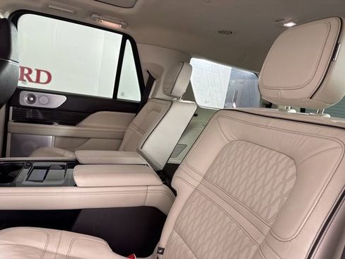 Used 2023 Lincoln Navigator Black Label image 13