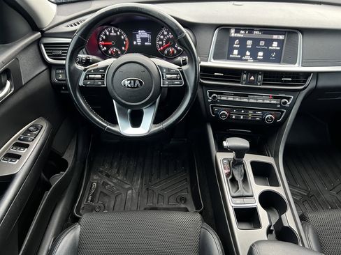 Used 2019 Kia Optima S image 32