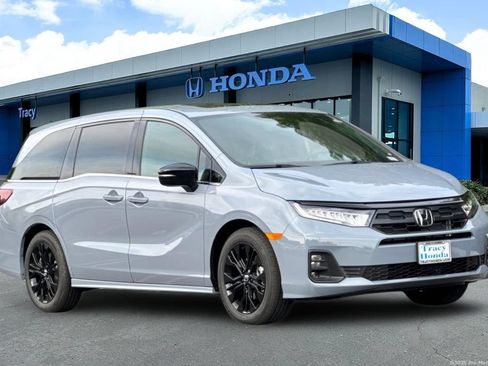 Used 2026 Honda Odyssey Sport-L image 1