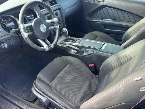Used 2014 Ford Mustang Coupe image 10