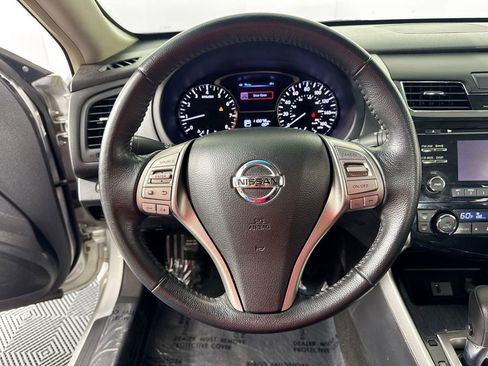 Used 2013 Nissan Altima 2.5 SV FWD image 11