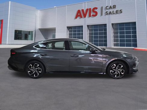 Used 2025 Hyundai Sonata SEL FWD image 5