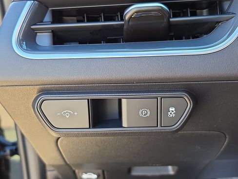New 2026 Kia K4 GT-Line w/ GT-Line Premium Package FWD image 28