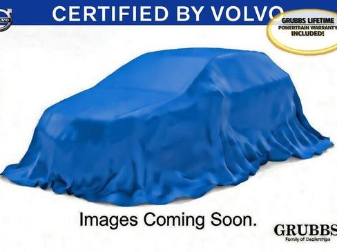 Used 2025 Volvo XC40 B5 Plus image 1