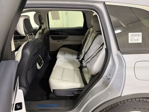 New 2026 Lincoln Nautilus Premier image 24