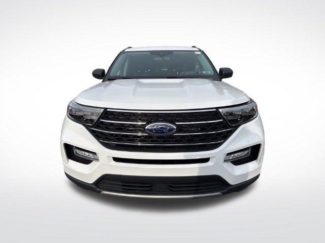 Used 2021 Ford Explorer XLT w/ Equipment Group 202A AWD/4WD image 8