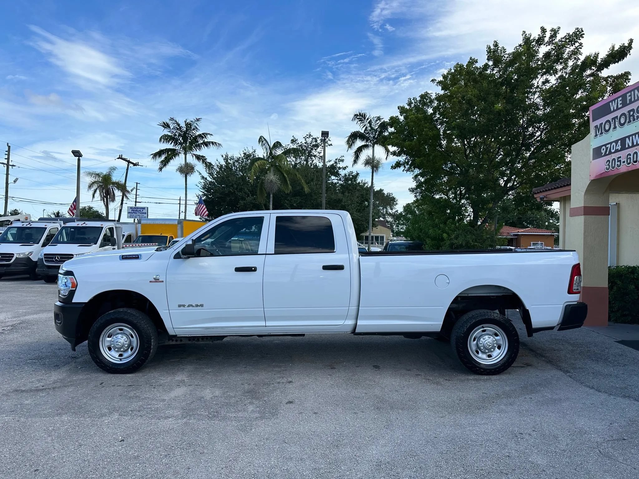 Used 2022 RAM 2500 Tradesman AWD/4WD image 2
