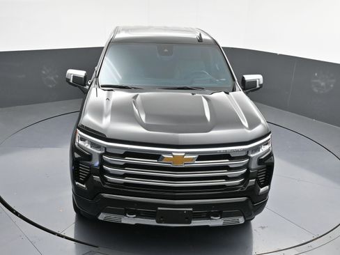 Used 2025 Chevrolet Silverado 1500 High Country w/ High Country Premium Package image 35