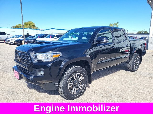 Used 2019 Toyota Tacoma TRD Sport AWD/4WD image 25