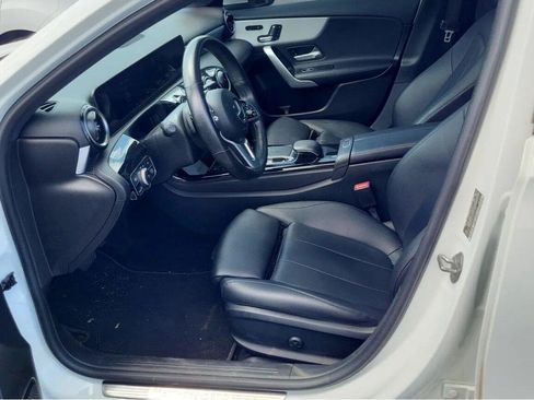 Used 2019 Mercedes-Benz A 220 4MATIC image 4