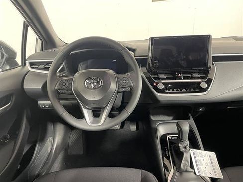 New 2026 Toyota Corolla SE FWD image 12