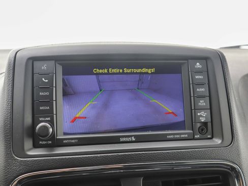 Used 2019 Dodge Grand Caravan GT image 24