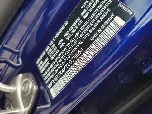 New 2026 Porsche Macan Electric image 36