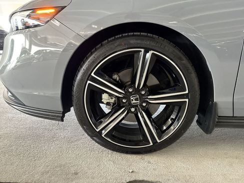 Used 2024 Honda Accord Sport image 10