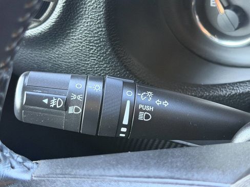 Used 2011 Jeep Wrangler Unlimited Sport AWD/4WD image 31