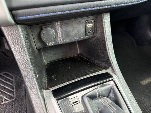 Used 2018 Toyota Corolla SE FWD image 20