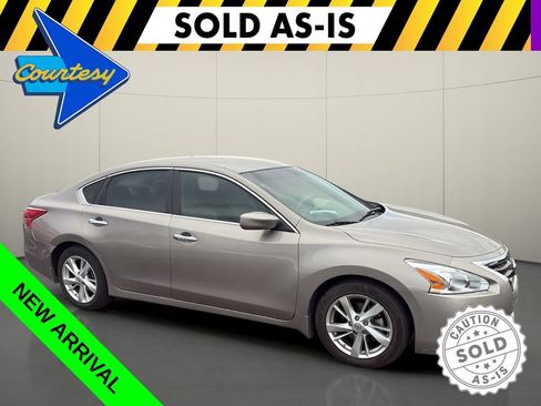 Used 2013 Nissan Altima 2.5 SV FWD image 1