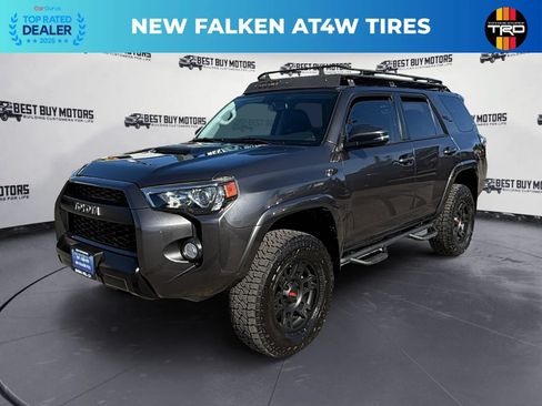Used 2018 Toyota 4Runner TRD Off-Road Premium AWD/4WD image 3