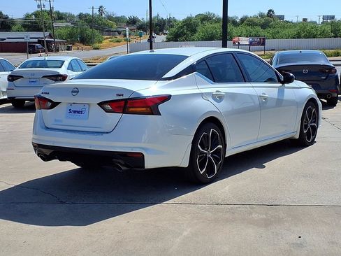 Used 2023 Nissan Altima 2.5 SR FWD image 8