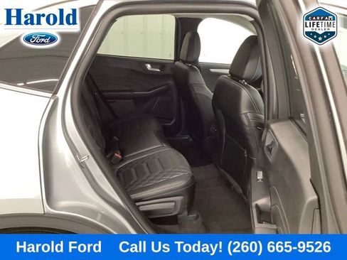Used 2024 Ford Escape SE w/ PHEV Premium Package image 10