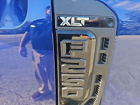 New 2026 Ford F250 XLT w/ XLT Premium Package image 11