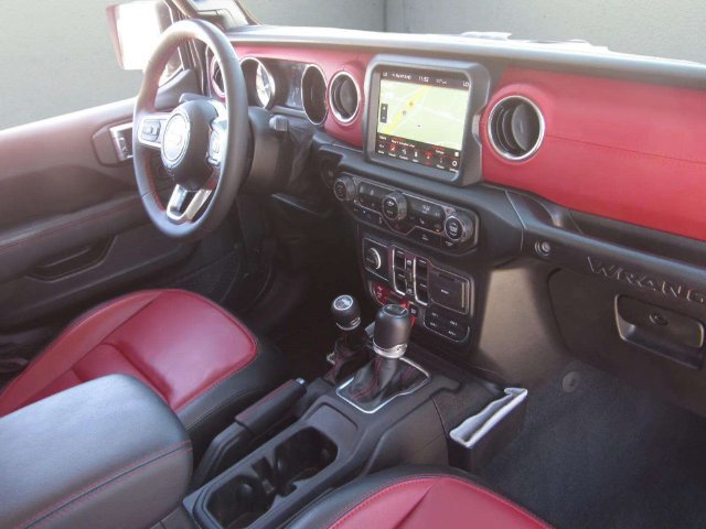 Used 2023 Jeep Wrangler Unlimited Rubicon 4xe AWD/4WD image 9