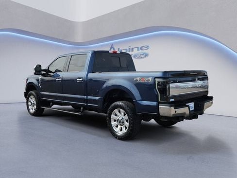 Used 2019 Ford F250 Platinum w/ Platinum Ultimate Package image 3