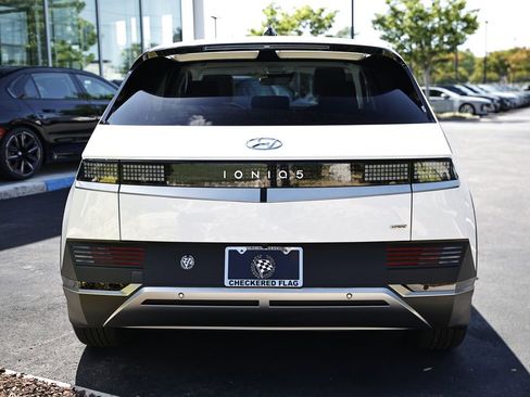 Used 2023 Hyundai Ioniq 5 SEL AWD/4WD image 6