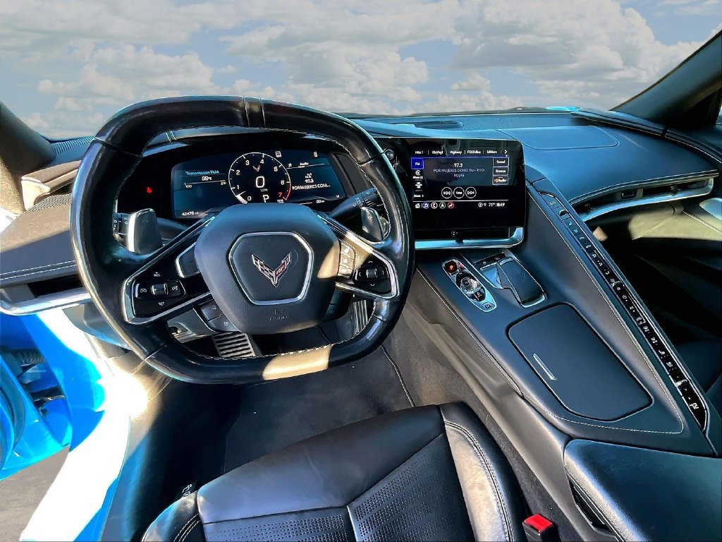 Used 2021 Chevrolet Corvette Stingray Preferred Cpe w/ Z51 Performance Package RWD image 7