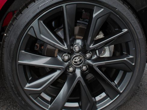 Used 2024 Toyota Corolla SE image 11