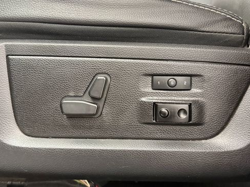 Used 2016 RAM 2500 Laramie w/ Sport Appearance Group image 24