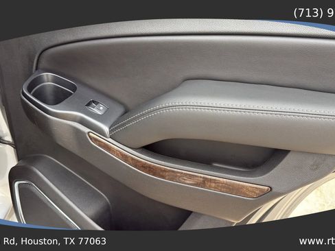 Used 2018 Chevrolet Tahoe LS RWD image 32