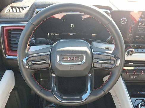 Used 2025 GMC Canyon AT4 w/ AT4X Package image 21