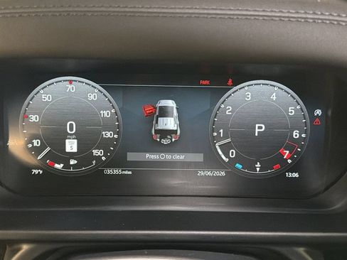 Used 2024 Land Rover Defender 110 X-Dynamic SE AWD/4WD image 33