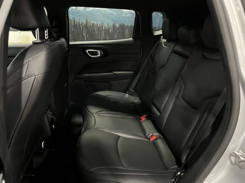 Certified 2026 Jeep Compass Limited image 14