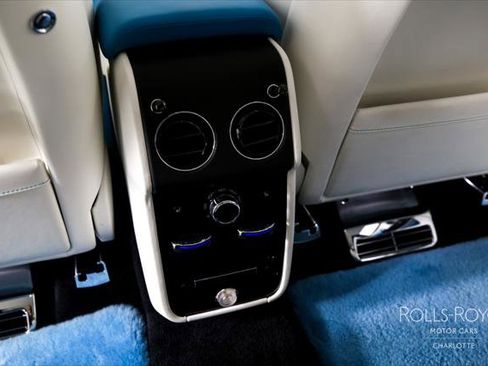 Certified 2023 Rolls-Royce Cullinan w/ Cullinan Package AWD/4WD image 22