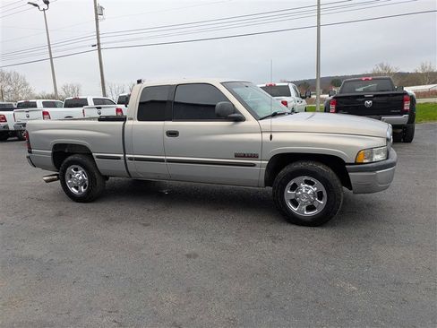 Used 1999 Dodge Ram 2500 Truck SLT image 8