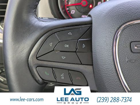 Used 2019 Dodge Charger SXT image 19