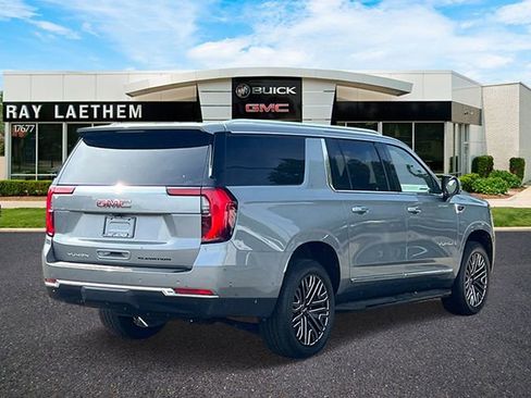 Used 2026 GMC Yukon XL Elevation AWD/4WD image 5