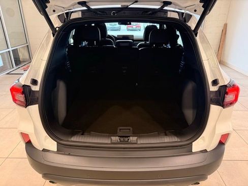 New 2026 Ford Escape ST-Line w/ Tech Pack #1 AWD/4WD image 9