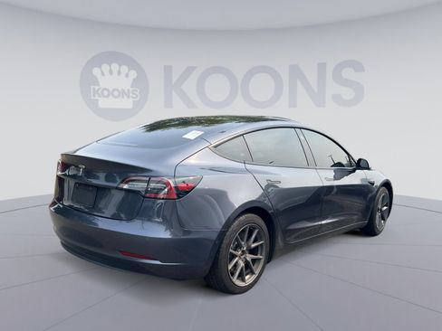 Used 2021 Tesla Model 3 Standard Range Plus RWD image 4