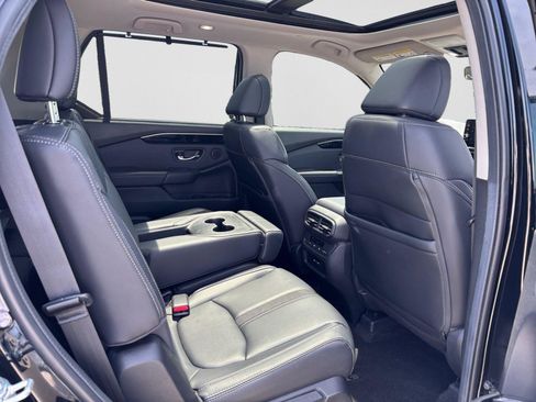 Used 2024 Honda Pilot Touring image 54