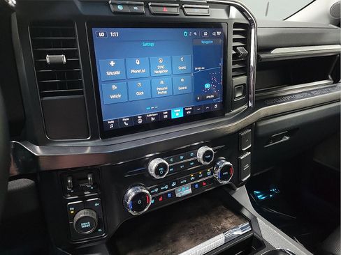 Used 2024 Ford F250 Lariat AWD/4WD image 14