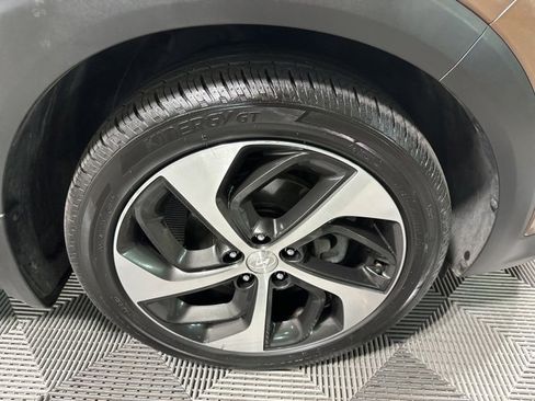 Used 2016 Hyundai Tucson Limited w/ Option Group 03 image 9
