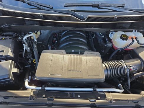 Used 2024 GMC Yukon AT4 image 14