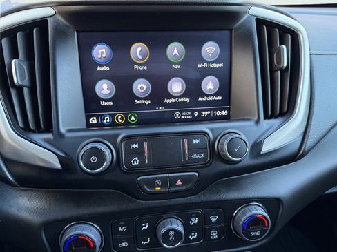 Used 2024 GMC Terrain Denali w/ Denali Premium Package image 33